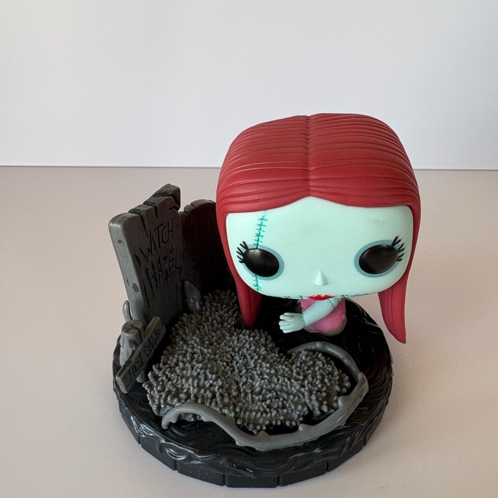 Funko Pop! Deluxe The Nightmare Before Christmas 30th Anniversary Sally-NO BOX
